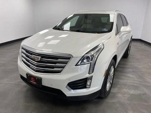 Used 2018 Cadillac XT5 Luxury w/ Driver Awareness Package AWD/4WD image 4