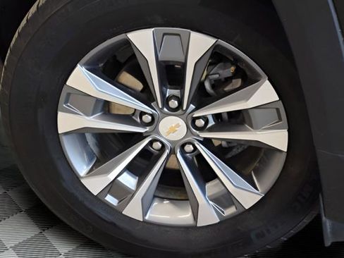 Used 2025 Chevrolet Equinox LT AWD/4WD image 29