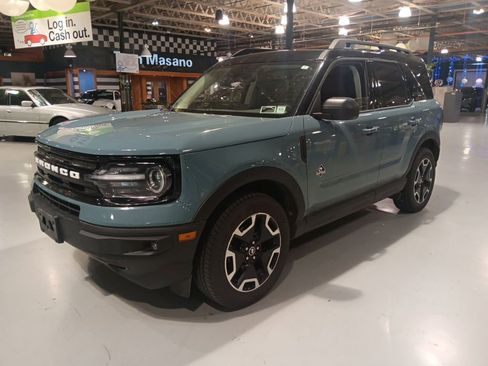 Used 2023 Ford Bronco Sport Outer Banks AWD/4WD image 1