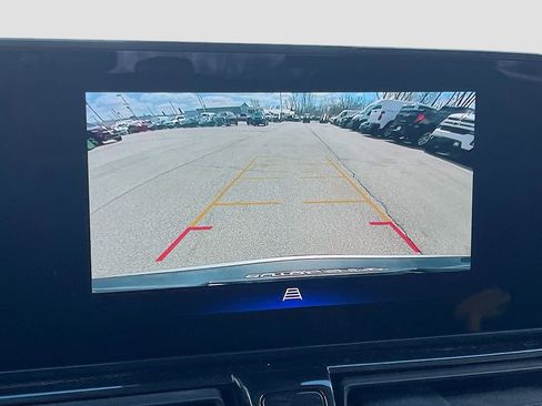 Used 2024 Chevrolet TrailBlazer LT w/ LT Cold Weather Package image 13