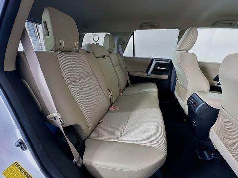 Used 2014 Toyota 4Runner SR5 image 27