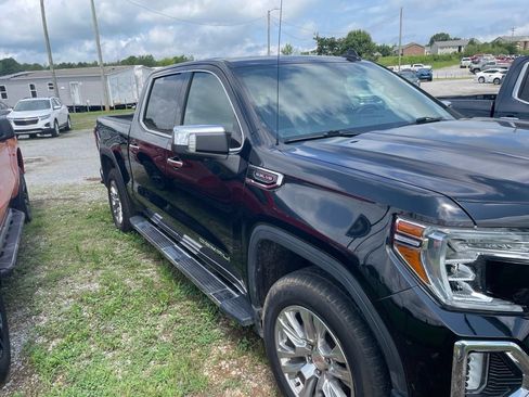 Used 2021 GMC Sierra 1500 Denali w/ Denali Ultimate Package AWD/4WD image 3