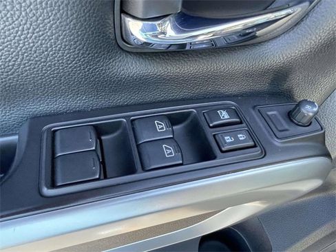 Used 2019 Nissan Titan PRO-4X w/ Pro-4x Convenience Package image 19