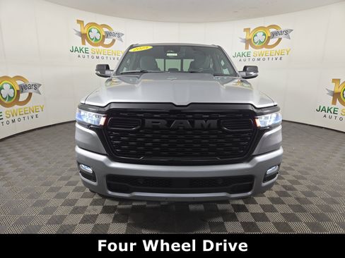 Certified 2025 RAM 1500 Big Horn AWD/4WD image 3