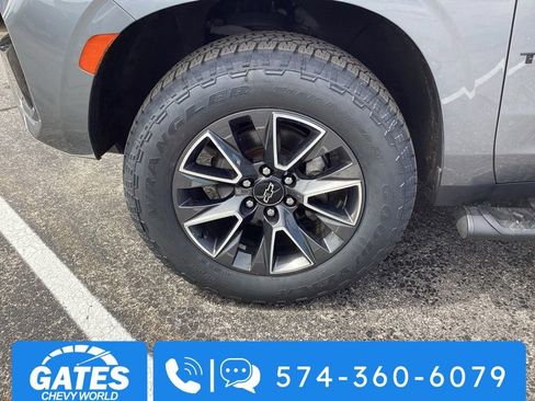 Used 2021 Chevrolet Tahoe Z71 w/ Z71 Signature Package AWD/4WD image 35