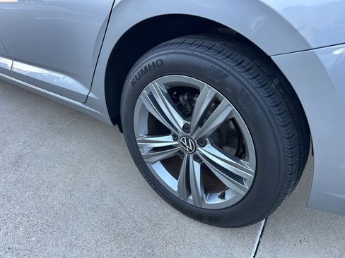 Used 2024 Volkswagen Jetta SE image 10