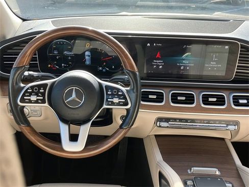 Used 2021 Mercedes-Benz GLE 350 w/ Premium Package image 14