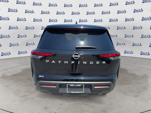 Used 2025 Nissan Pathfinder S FWD image 6