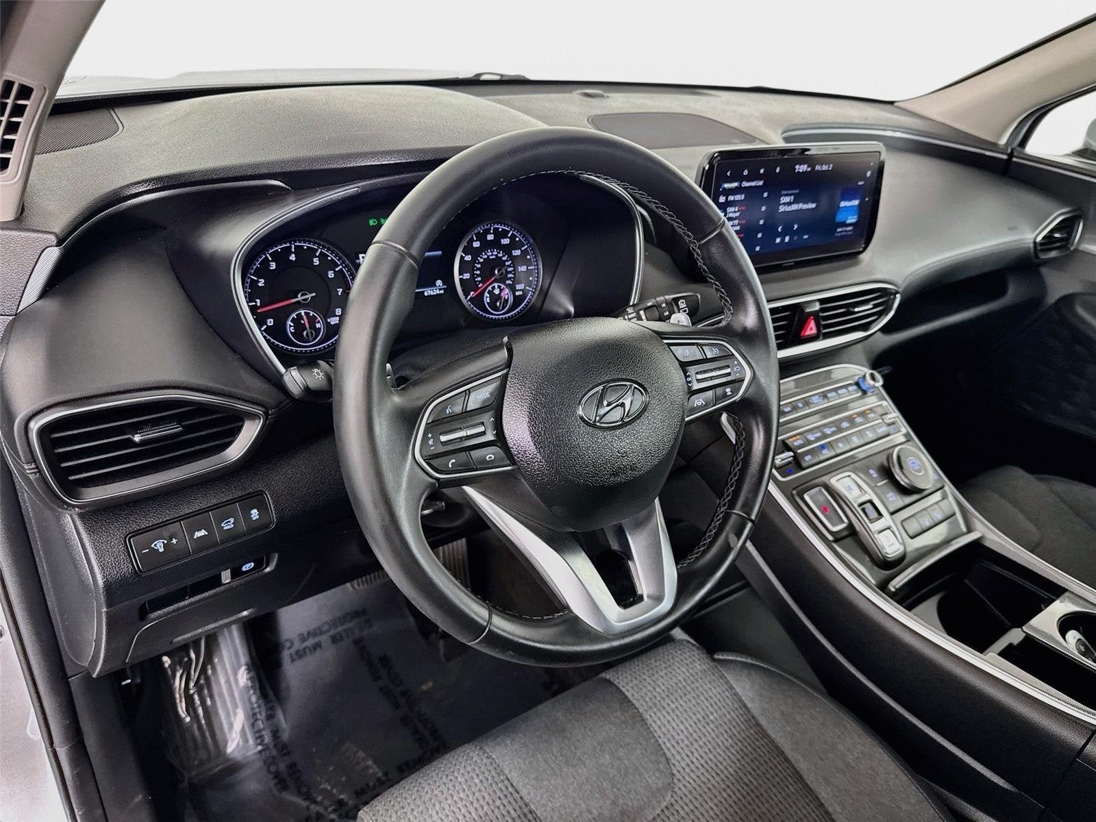 Used 2023 Hyundai Santa Fe SEL FWD image 10