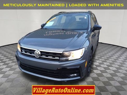 Used 2020 Volkswagen Tiguan SE R-Line image 8