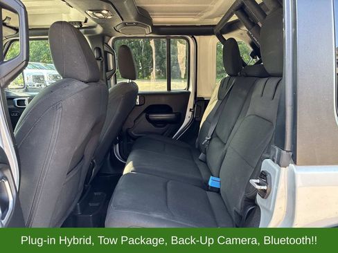 Used 2023 Jeep Wrangler Unlimited AWD/4WD image 15
