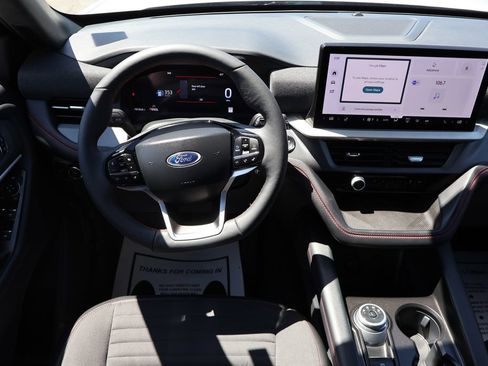 Used 2026 Ford Explorer ST-Line RWD image 6