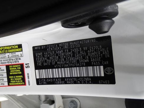 Used 2023 Toyota Camry LE image 19