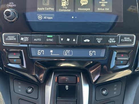 Used 2018 Honda Odyssey EX-L image 19