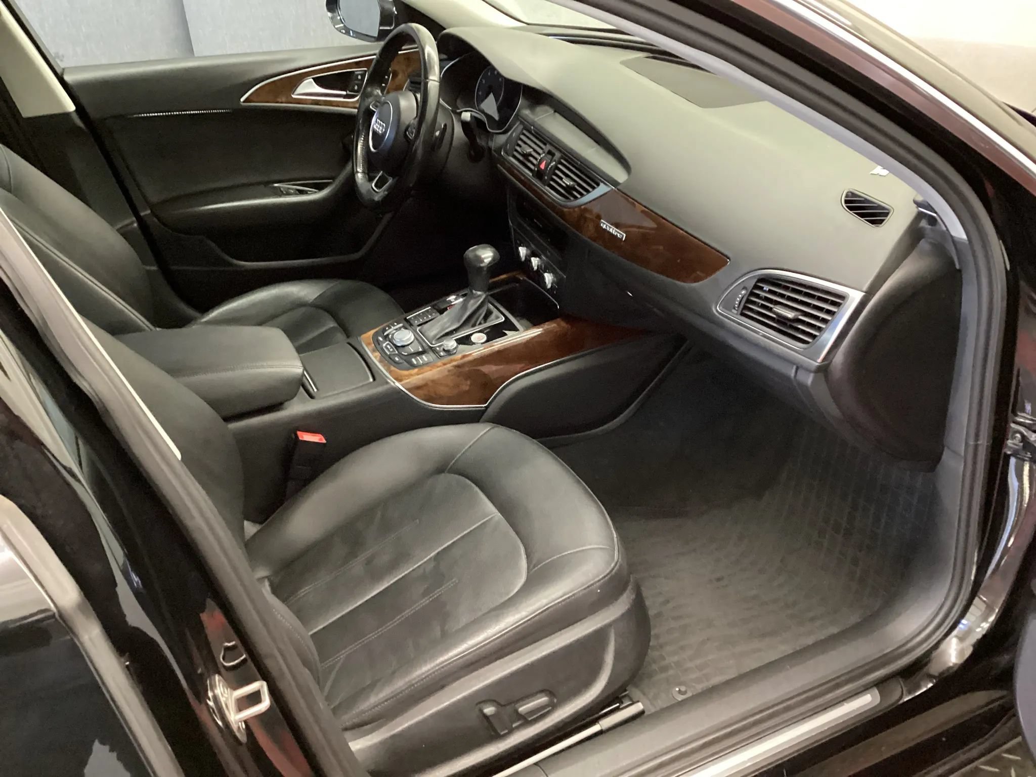 Used 2015 Audi A6 2.0T Premium w/ Cold Weather Package AWD/4WD image 11