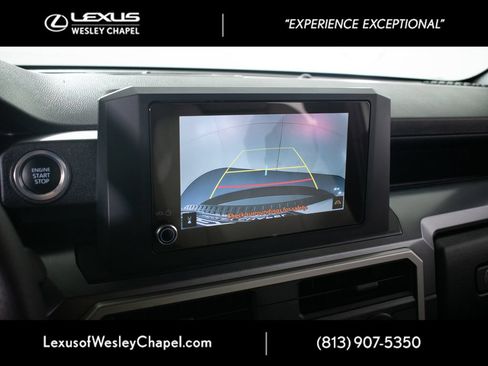 Used 2025 Toyota 4Runner SR5 AWD/4WD image 37