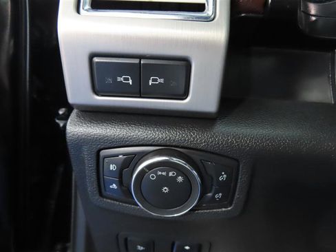 Used 2017 Ford F450 Platinum w/ Platinum Ultimate Package image 16