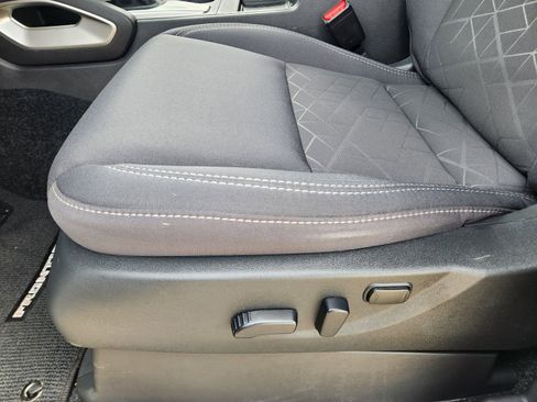 Used 2025 Nissan Frontier SV w/ SV Convenience Package image 26