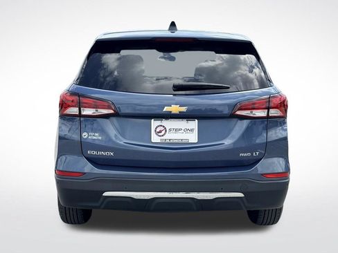 Used 2024 Chevrolet Equinox LT AWD/4WD image 5