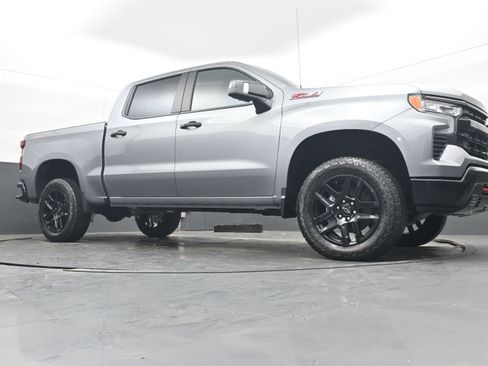 Used 2026 Chevrolet Silverado 1500 LT Trail Boss w/ LT Trail Boss Premium Package AWD/4WD image 23