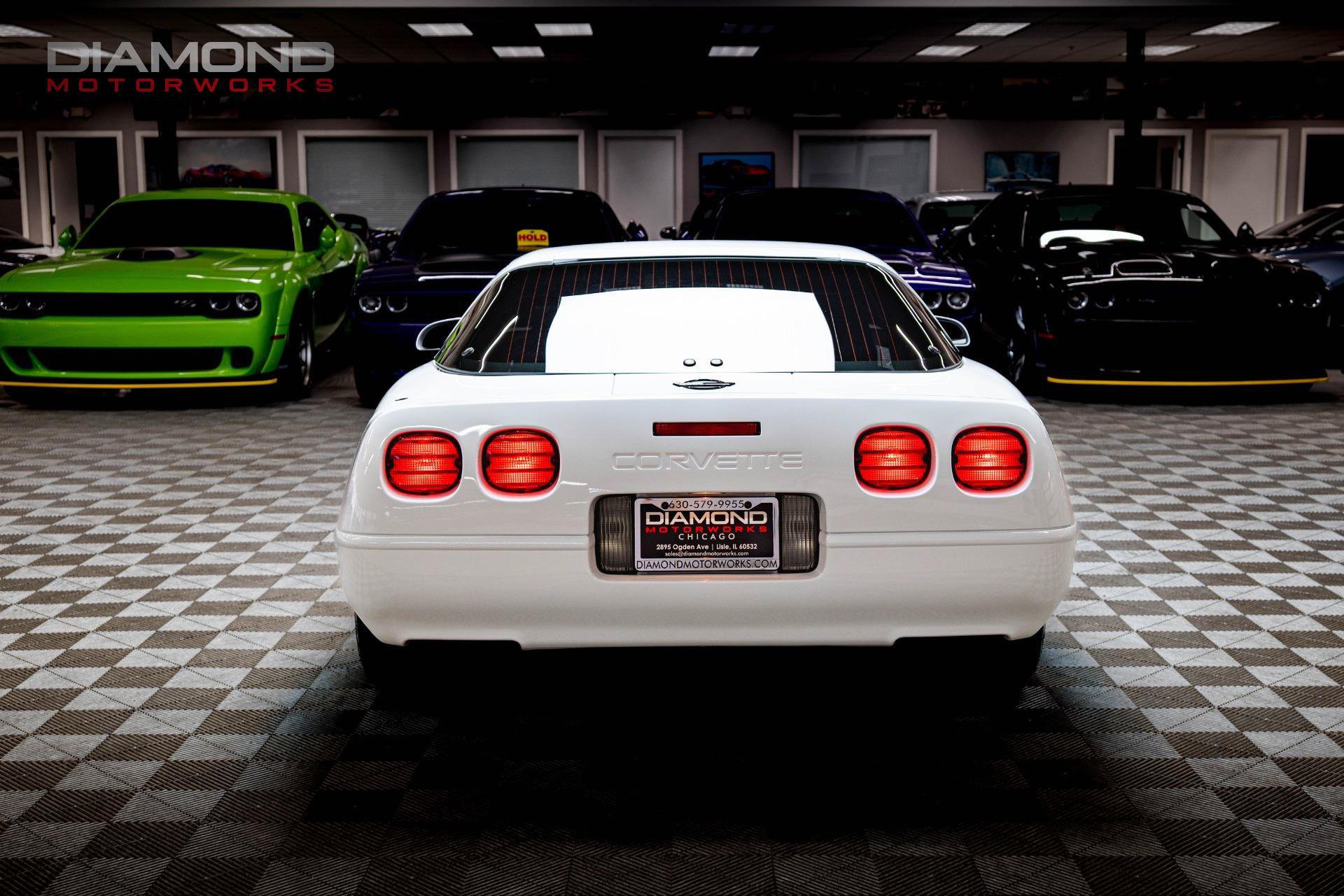 Used 1995 Chevrolet Corvette Coupe RWD image 30