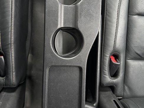 Used 2018 Toyota Highlander Limited Platinum image 19