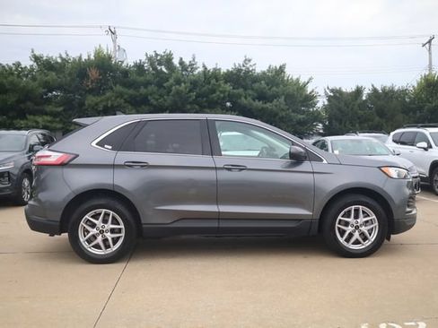 Used 2024 Ford Edge SEL AWD/4WD image 5