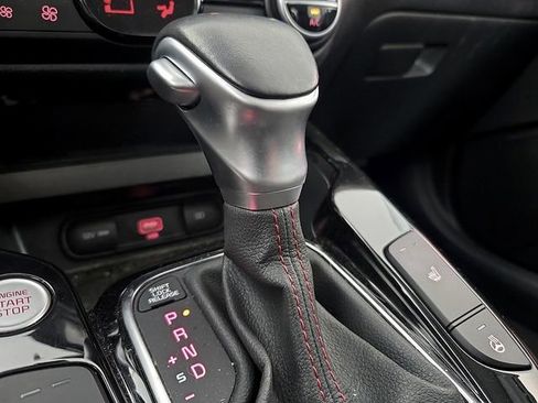 Used 2020 Kia Soul GT-Line Turbo FWD image 16