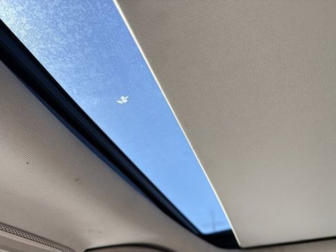 Used 2022 Ford Expedition Max Limited image 31