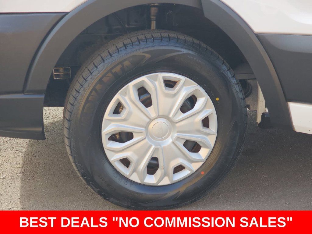 Used 2022 Ford E-Transit Medium Roof RWD image 36