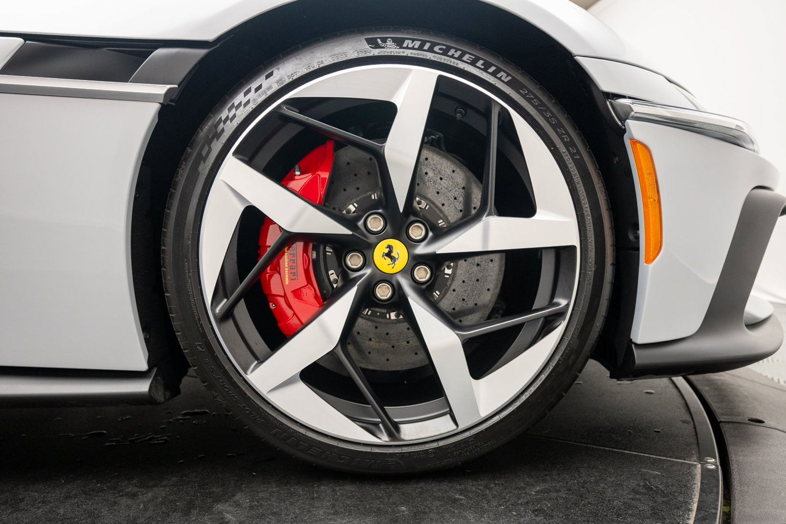 Used 2025 Ferrari 12Cilindri RWD image 38