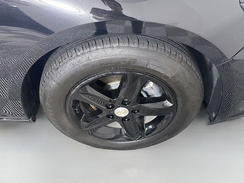 Used 2023 Chevrolet Malibu LT image 32