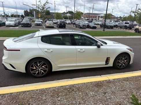 Used 2022 Kia Stinger GT-Line w/ Sun & Sound Package AWD/4WD image 8