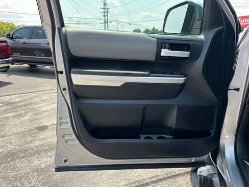Used 2016 Toyota Tundra Limited RWD image 15