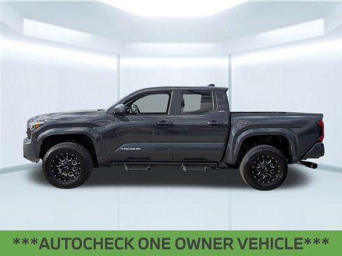 Used 2024 Toyota Tacoma SR5 image 2