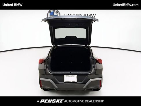 Used 2025 BMW X2 xDrive28i AWD/4WD image 13