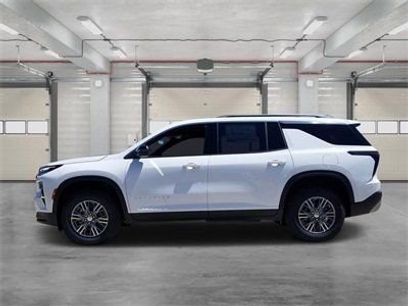 New 2025 Chevrolet Traverse LT