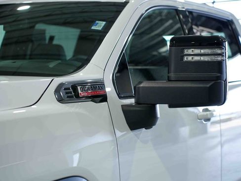 Used 2026 GMC Sierra 2500 AT4 image 10