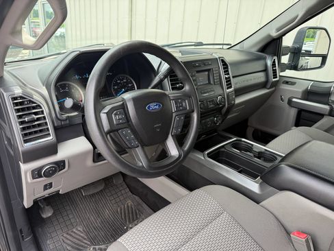 Used 2018 Ford F250 XLT w/ XLT Value Package AWD/4WD image 26