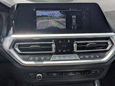 Used 2022 BMW 330i Sedan w/ Driving Assistance Package RWD image 13