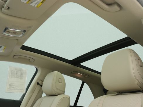 Certified 2024 Mercedes-Benz GLE 350 4MATIC image 23