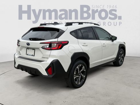 Certified 2024 Subaru Crosstrek 2.0i Premium w/ Crosstrek Mirror Package AWD/4WD image 3