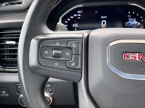 Used 2024 GMC Sierra 1500 AT4 w/ Technology Package AWD/4WD image 24