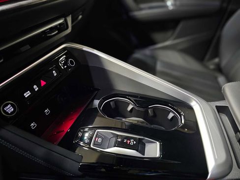 New 2025 Audi Q5 Premium image 29