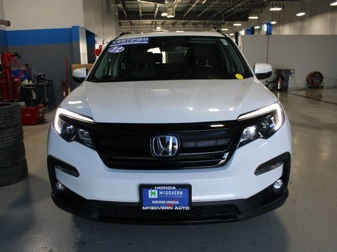 Used 2022 Honda Pilot Special Edition image 3