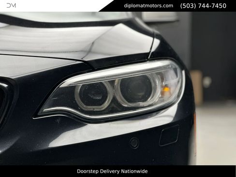 Used 2015 BMW M235i xDrive Coupe image 12