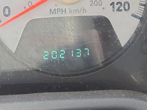 Used 2007 Dodge Ram 1500 Truck SLT image 8