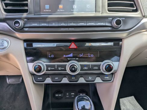 Used 2020 Hyundai Elantra Value Edition w/ Cargo Package (C1) FWD image 23