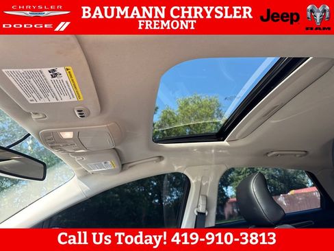 Used 2017 Ford Fusion SE w/ Equipment Group 202A AWD/4WD image 17