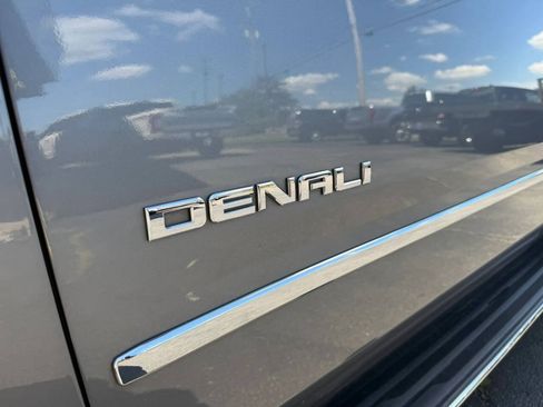 Used 2018 GMC Yukon Denali AWD/4WD image 70